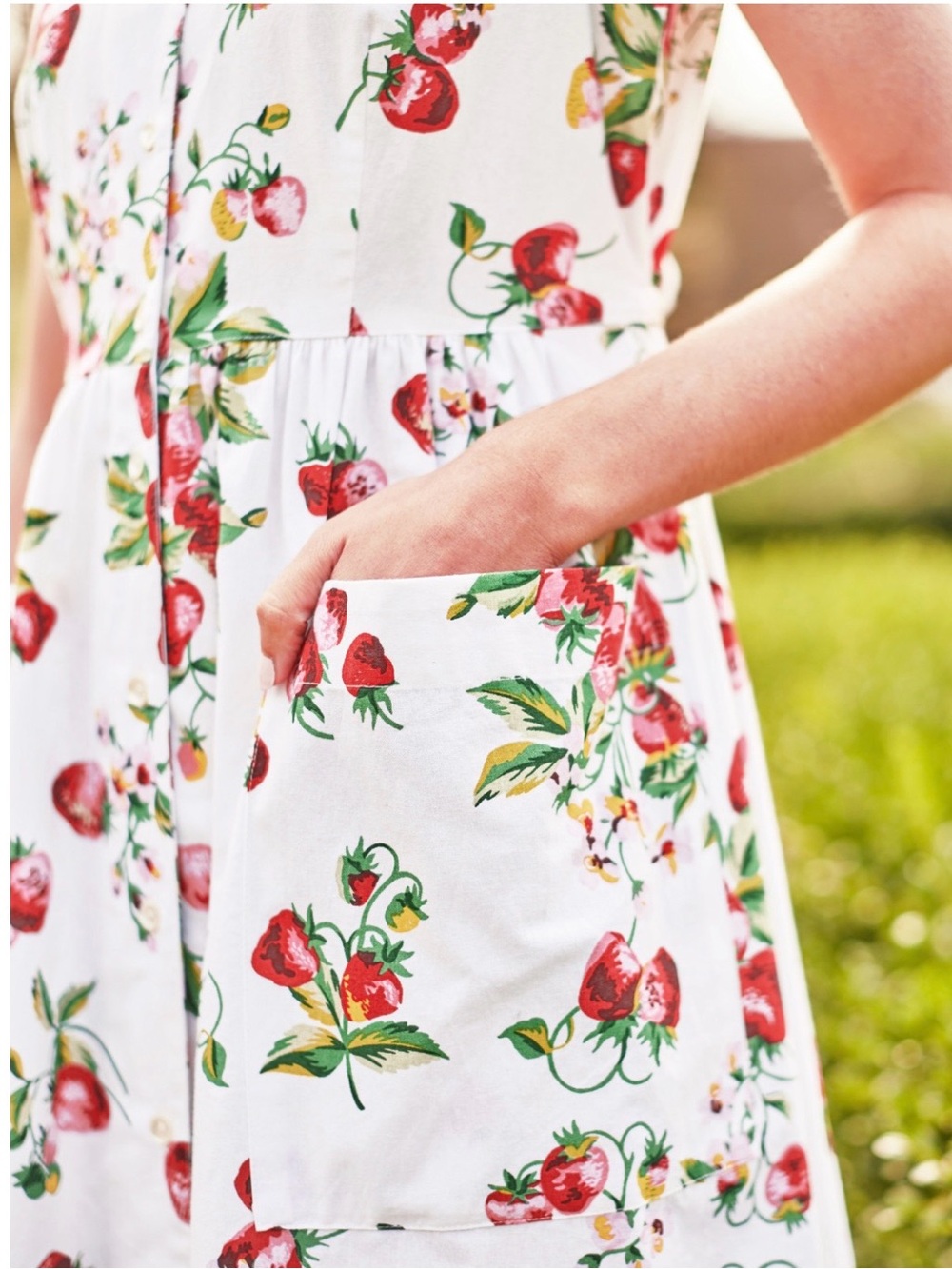 April Cornell Strawberry Porch Dress Modern Prairie Cottagecore pockets Size XL - Picture 6 of 15